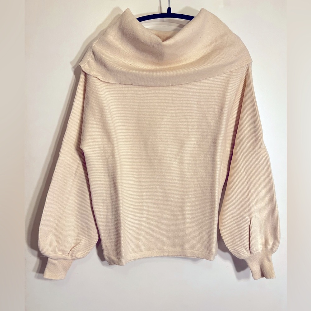 Zara Knit Cream Long Sleeve Sweater Top